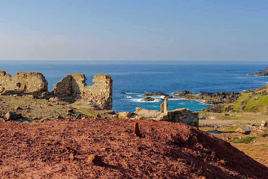 Old mine buildings on the cliffs at Geevor